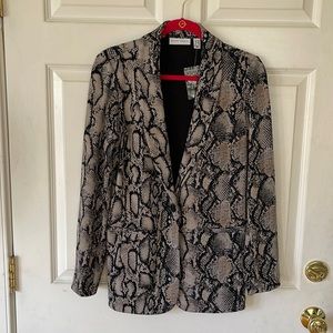 Snake print blazer